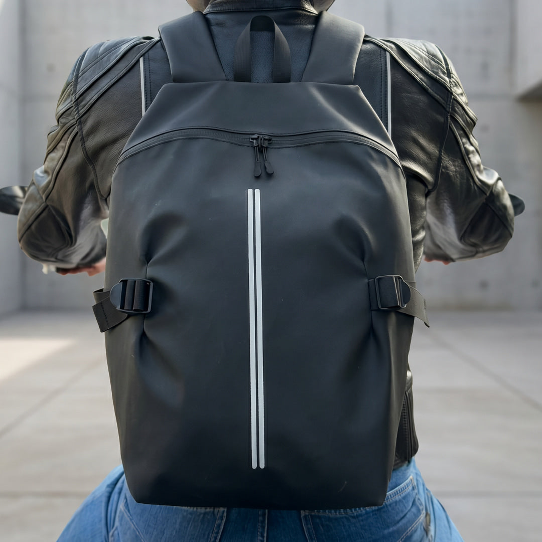 NIGHTGLIDE™ RUCKSACK